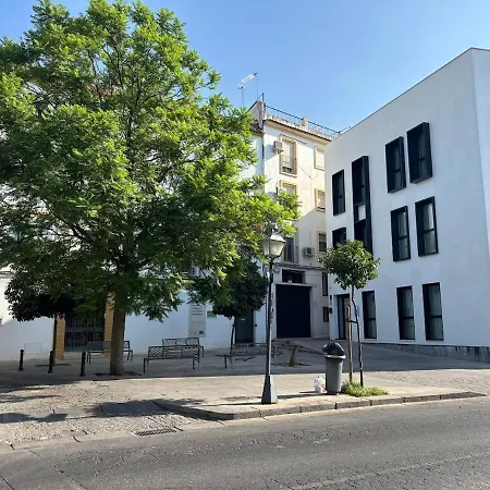 1 Noques Apartment *